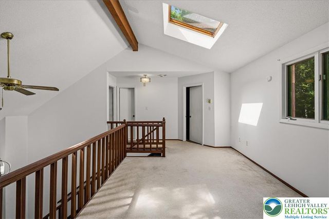 221 Somerset Drive, Stroud Twp, PA 18301