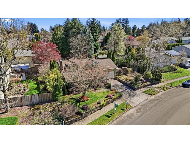 1596 Nw RIVERVIEW Ave, Gresham, OR 97030