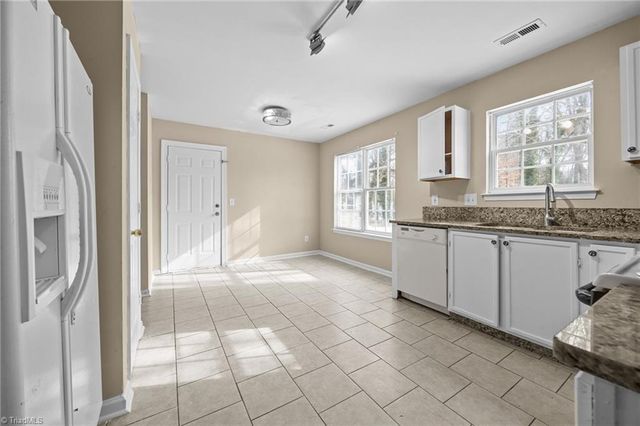 3800 Thornaby Circle, Winston-salem, NC 27107