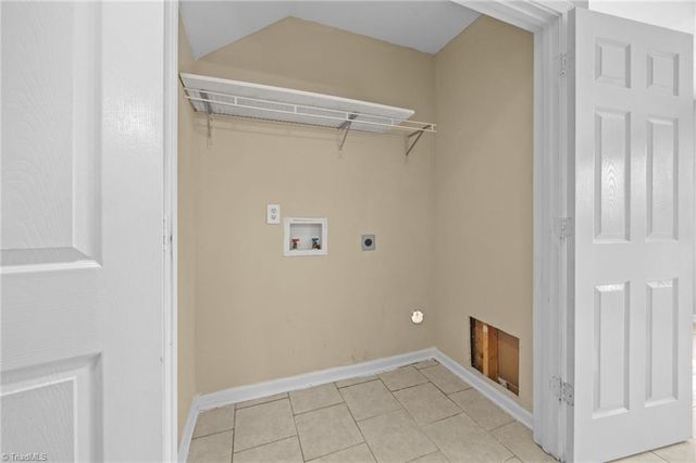 3800 Thornaby Circle, Winston-salem, NC 27107