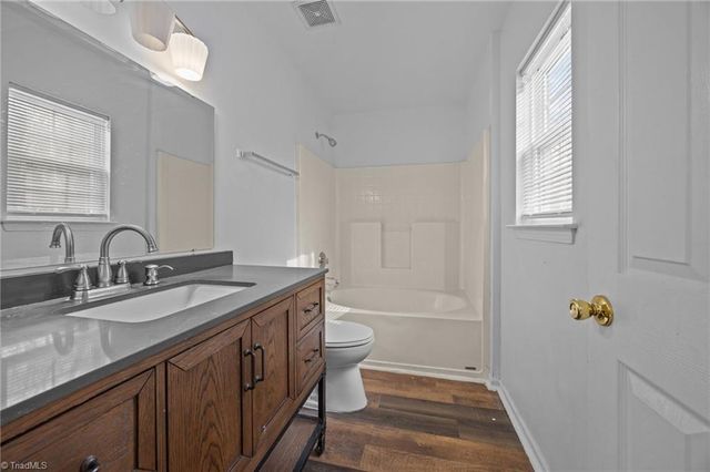 3800 Thornaby Circle, Winston-salem, NC 27107