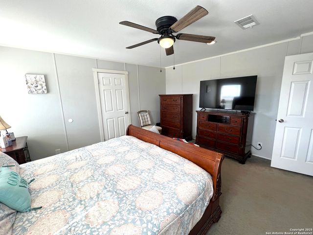 140 Teague Rd, Kerrville, TX 78028