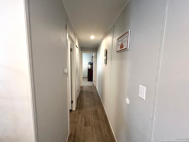 140 Teague Rd, Kerrville, TX 78028