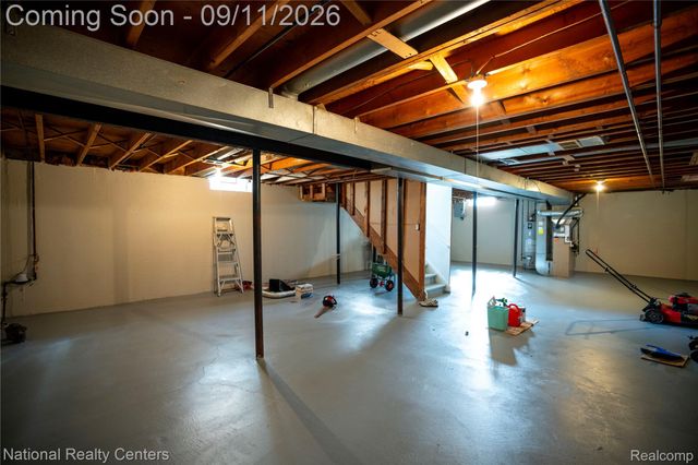 9001 Fremont Street, Livonia, MI 48150