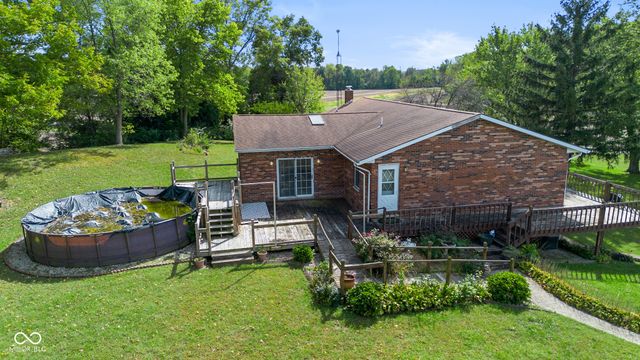 9166 W CO RD 50 N, Greensburg, IN 47240