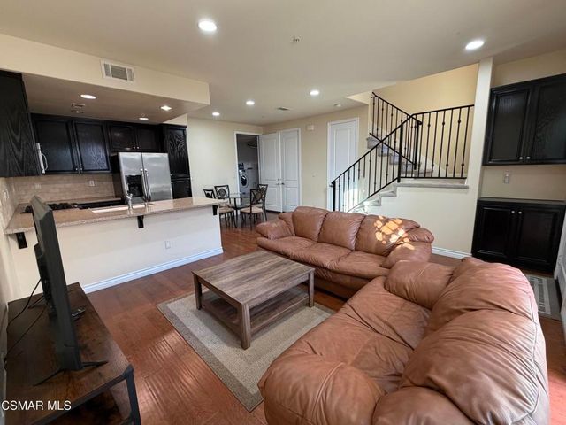 1194 Vista Canyon Lane 17, Newbury Park, CA 91320