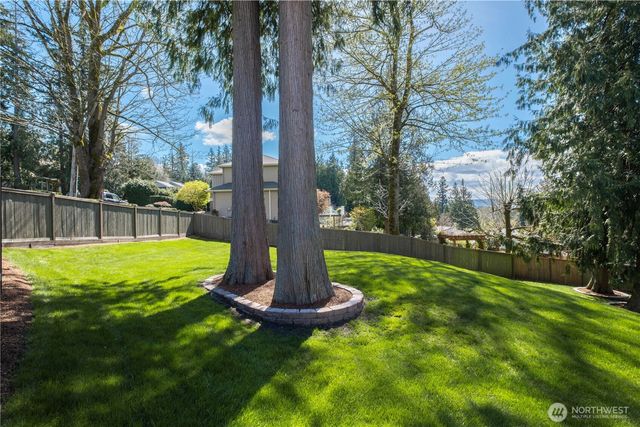 109 211th Place NE, Sammamish, WA 98074