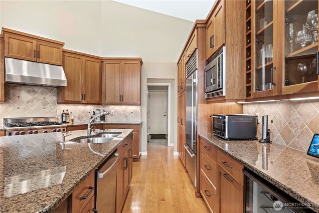 109 211th Place NE, Sammamish, WA 98074