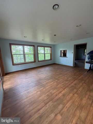4429 GERYVILLE PIKE, Green Lane, PA 18054