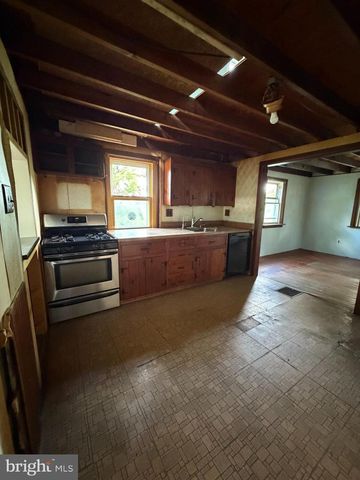 4429 GERYVILLE PIKE, Green Lane, PA 18054