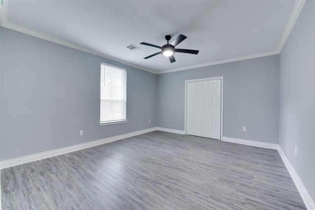 10622 Rustling Oaks Drive, Conroe, TX 77303