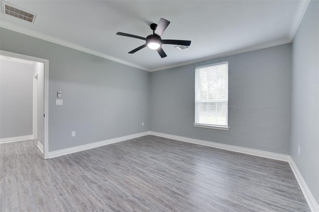 10622 Rustling Oaks Drive, Conroe, TX 77303