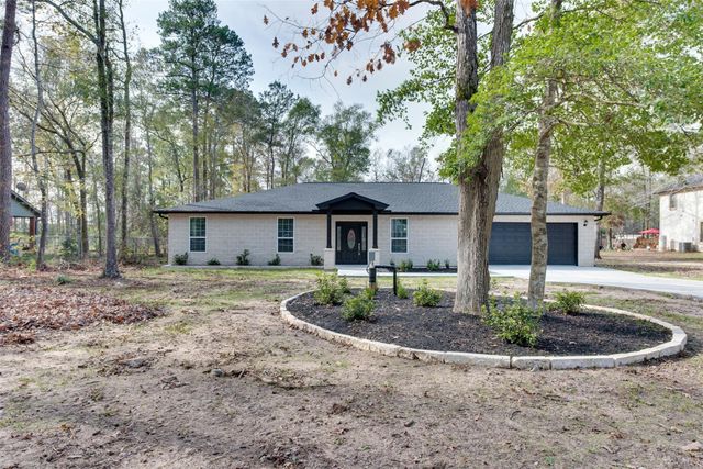 10622 Rustling Oaks Drive, Conroe, TX 77303