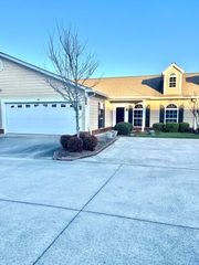 1902 Middle Summit Drive, Dalton, GA 30721