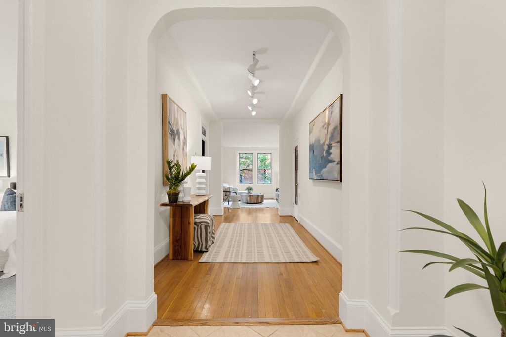 2129 FLORIDA AVE NW #304, Washington, DC 20008