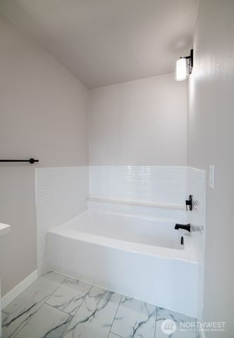 8216 Snohomish Road, Blaine, WA 98230