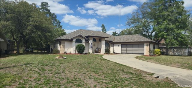 27 Grass Street, Homosassa, FL 34446