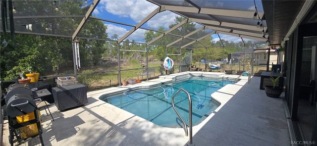 27 Grass Street, Homosassa, FL 34446