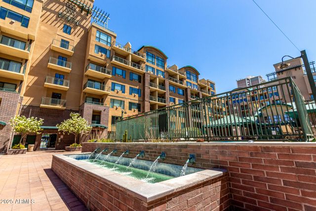 2302 N CENTRAL Avenue 207, Phoenix, AZ 85004