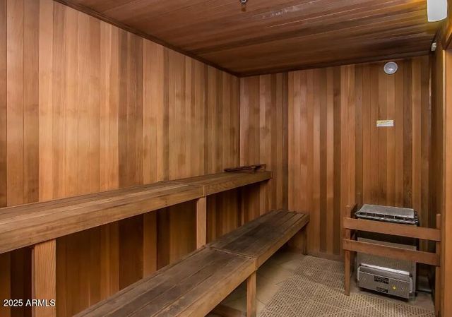 2302 N CENTRAL Avenue 207, Phoenix, AZ 85004