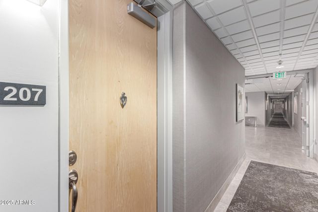 2302 N CENTRAL Avenue 207, Phoenix, AZ 85004