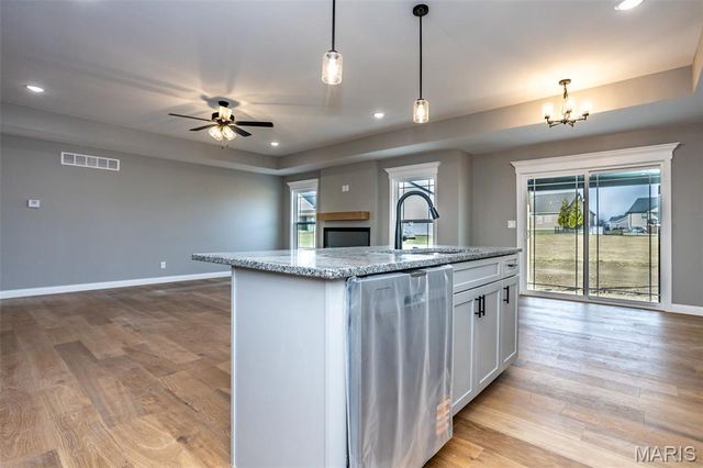 224 George Bush Boulevard, Troy, IL 62294