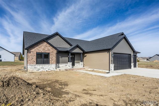 224 George Bush Boulevard, Troy, IL 62294