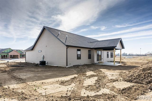 224 George Bush Boulevard, Troy, IL 62294