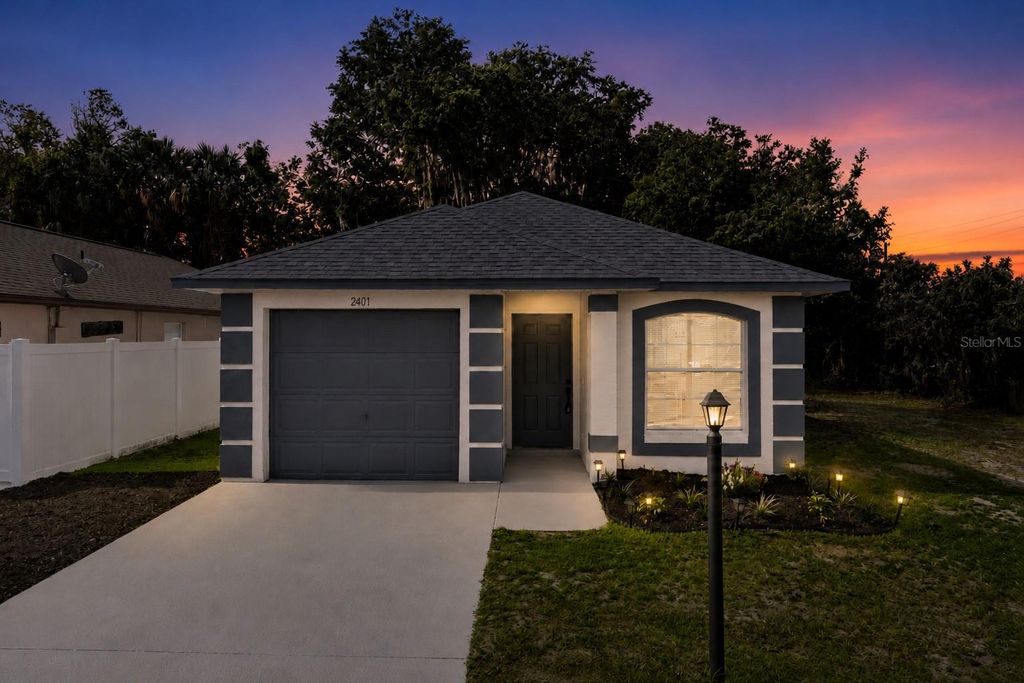 2401 DAFFADIL TERRACE, Sanford, FL 32771