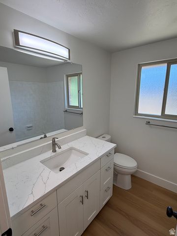 924 S 1213 E, Fruit Heights, UT 84037