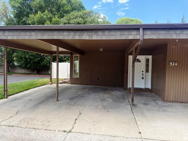 924 S 1213 E, Fruit Heights, UT 84037