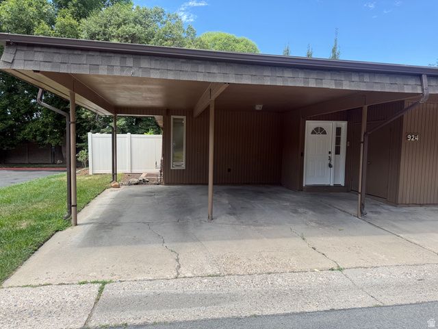 924 S 1213 E, Fruit Heights, UT 84037
