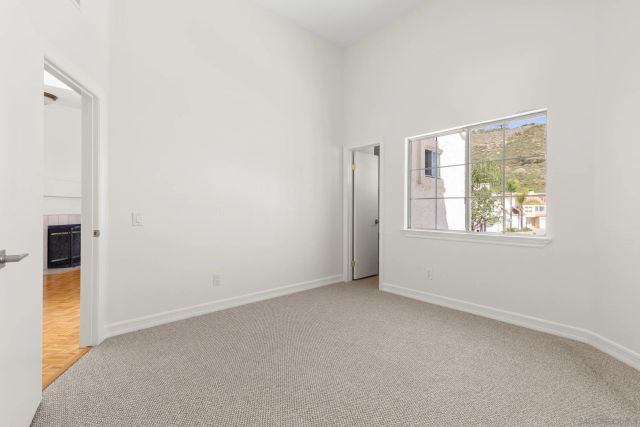 12010 Calle De Montana 301, El Cajon, CA 92019