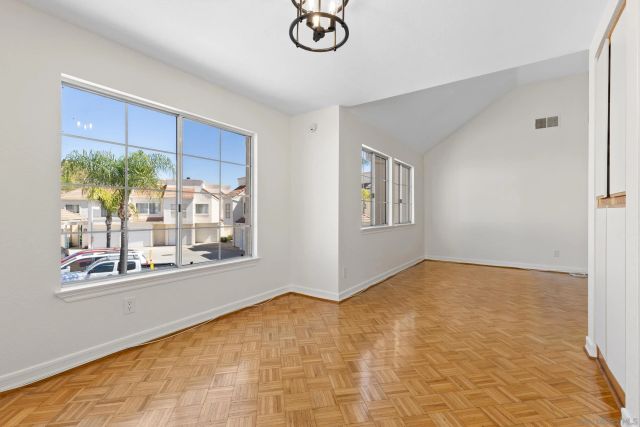 12010 Calle De Montana 301, El Cajon, CA 92019