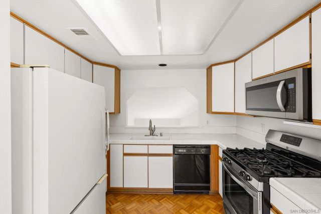 12010 Calle De Montana 301, El Cajon, CA 92019