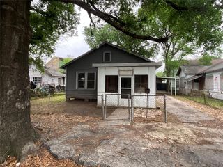 7310 Texas Street, Houston, TX 77011