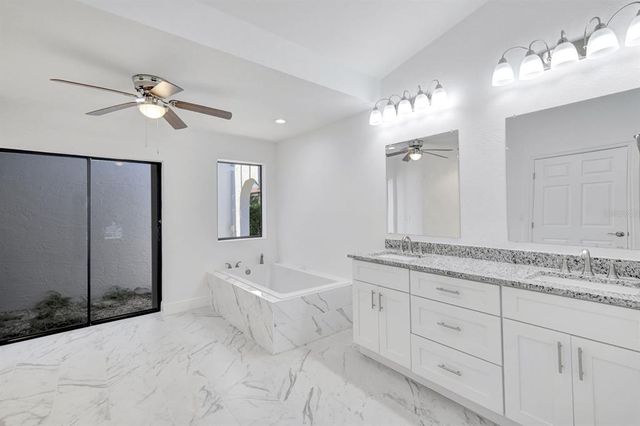 421 SW 51ST TERRACE, Cape Coral, FL 33914