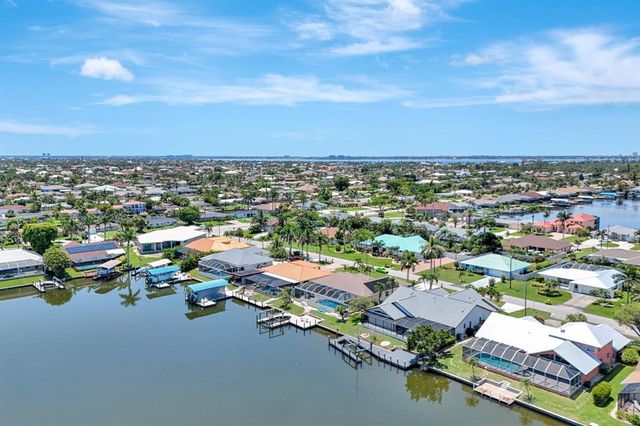 421 SW 51ST TERRACE, Cape Coral, FL 33914