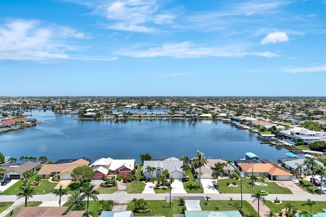 421 SW 51ST TERRACE, Cape Coral, FL 33914