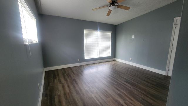 9520 W Daffodil Lane, Miramar, FL 33025