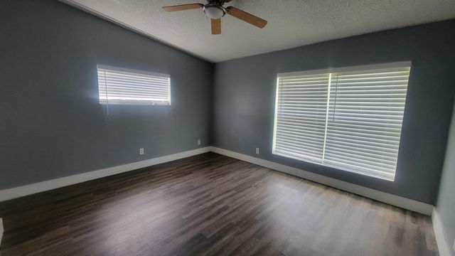 9520 W Daffodil Lane, Miramar, FL 33025