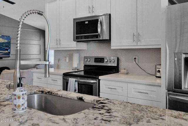 410 S JAY Street, Chandler, AZ 85225