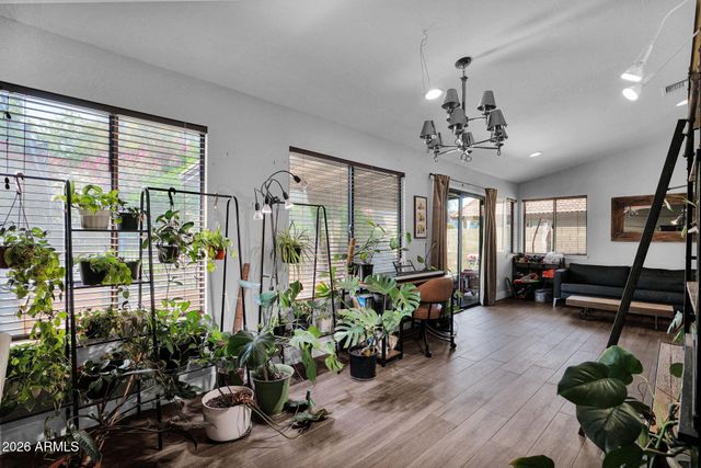 410 S JAY Street, Chandler, AZ 85225