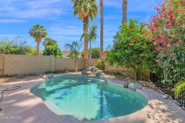 410 S JAY Street, Chandler, AZ 85225