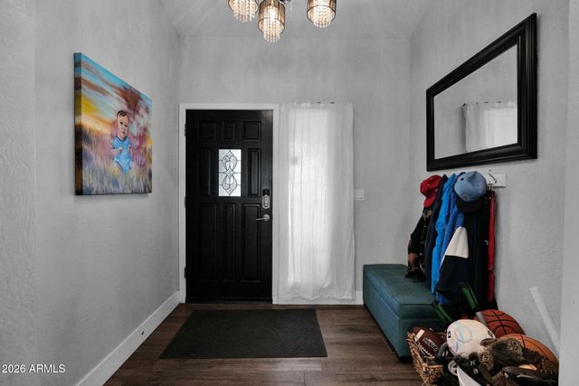 410 S JAY Street, Chandler, AZ 85225