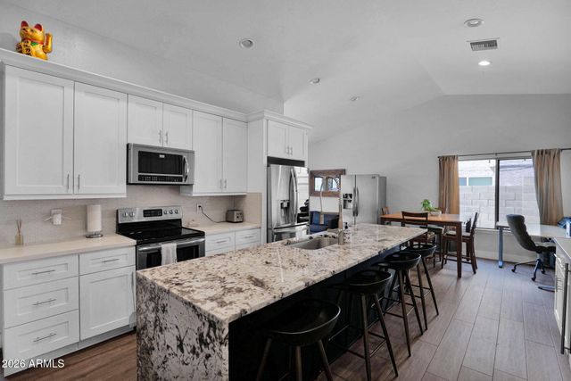 410 S JAY Street, Chandler, AZ 85225