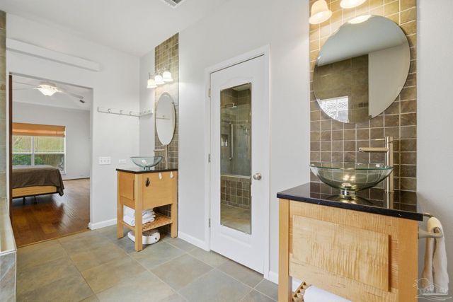 9915 Rail Cir, Pensacola, FL 32507