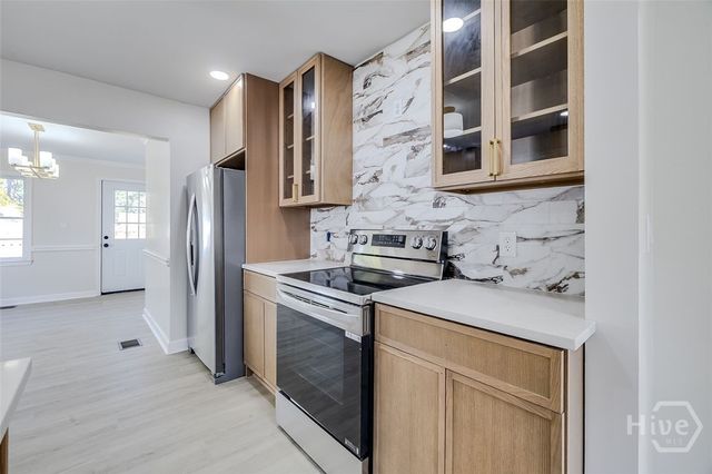 2110 E 56th Street, Savannah, GA 31406