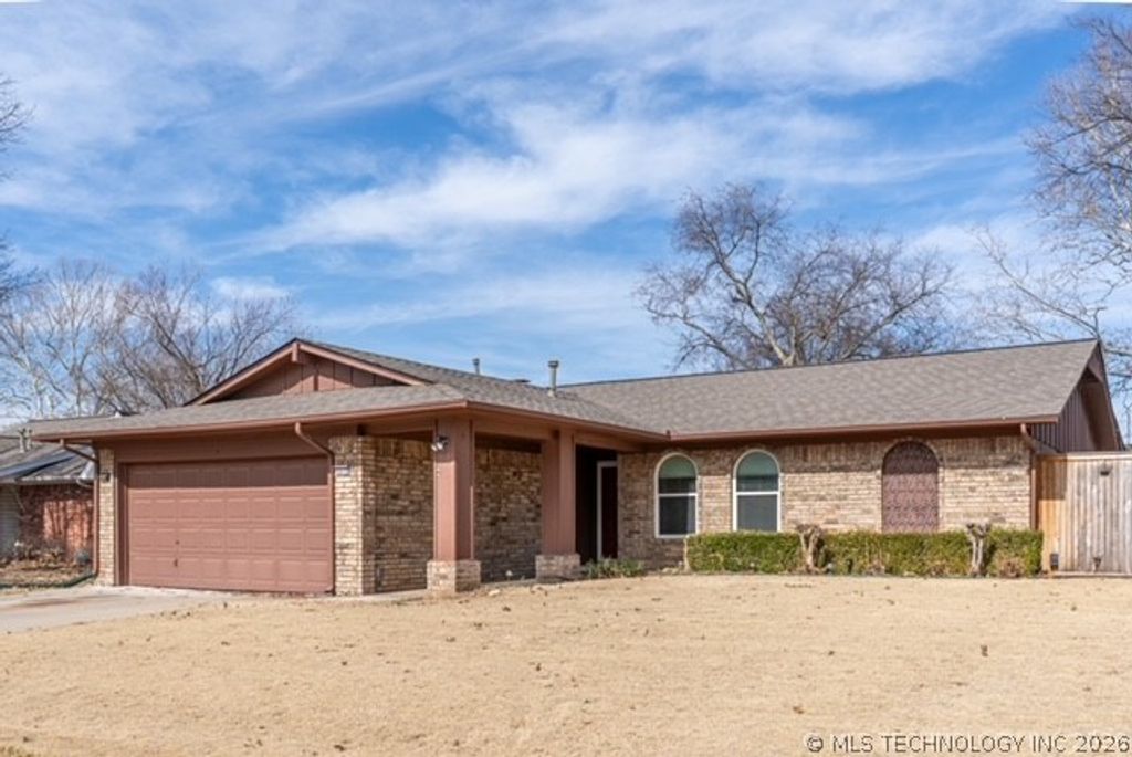 10775 E 29th Place, Tulsa, OK 74129