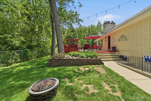 1N255 Prairie Avenue, Glen Ellyn, IL 60137